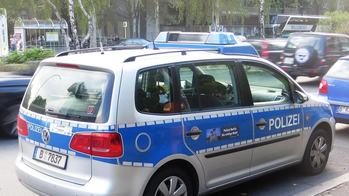 Символна снимка: патрулна кола на берлинската полиция