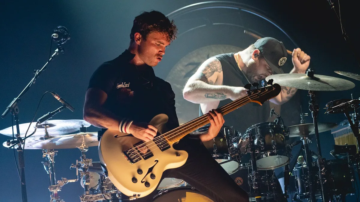 Архивна снимка: Royal Blood на концерт в Норич, 2021 г.