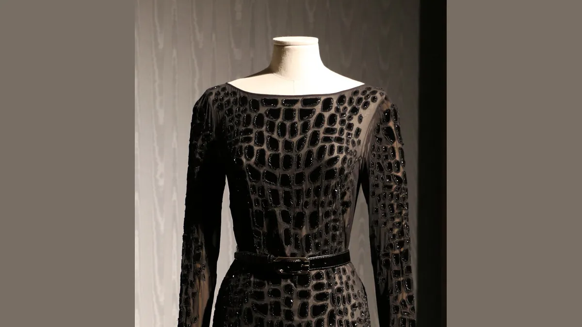 Kleid von Emilio Pucci in der Galleria del Costume, Florenz (Archivbild)