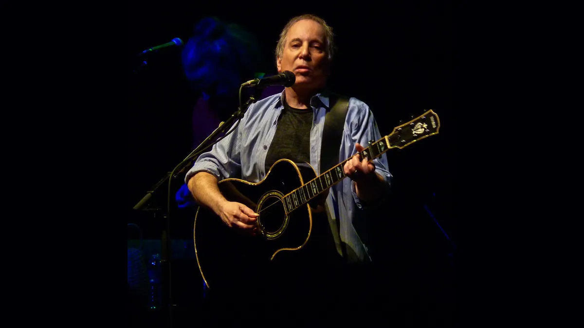 Archivbild: Paul Simon bei einem Konzert im 9:30 Club in Washington