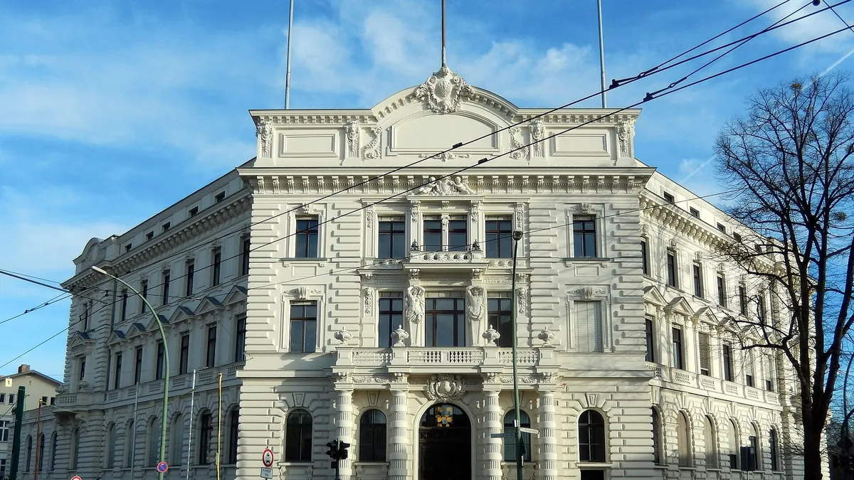 Symbolbild: Verwaltungsgericht Potsdam am Nauener Tor