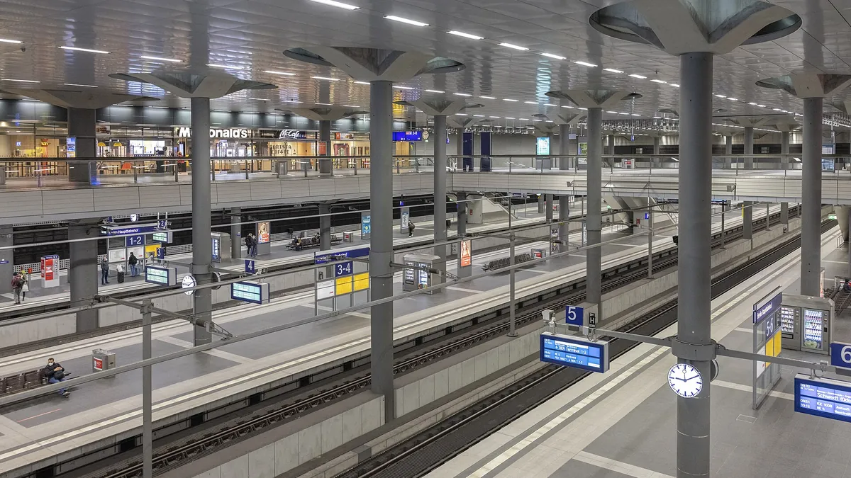 Bahnsteig im Berliner Hauptbahnhof (Symbolbild)