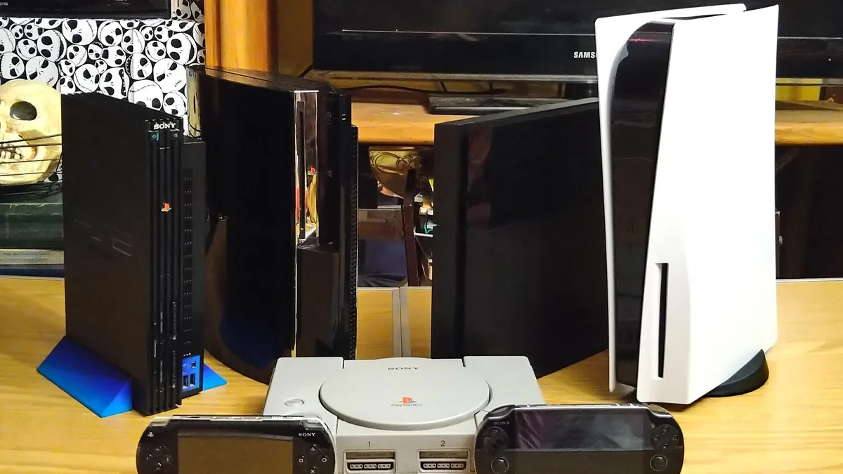 Symbolic image: PlayStation consoles of every generation