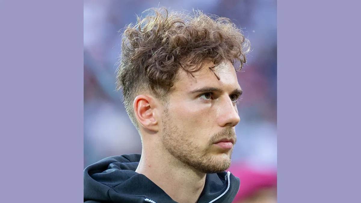 Archivbild: Leon Goretzka beim Länderspiel Deutschland – Estland 2019 (Wikimedia Commons)