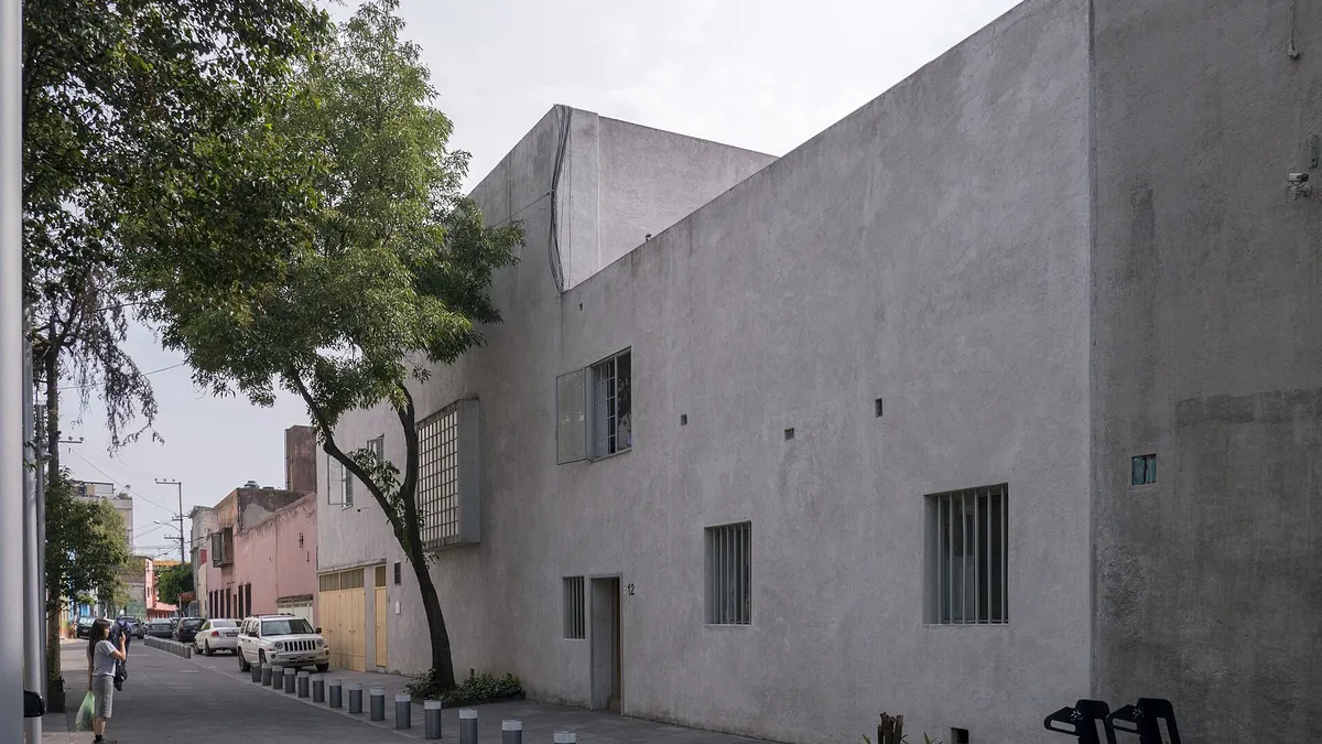 Straßenansicht des Wohnhauses von Luis Barragán in Mexiko-Stadt (Symbolbild)