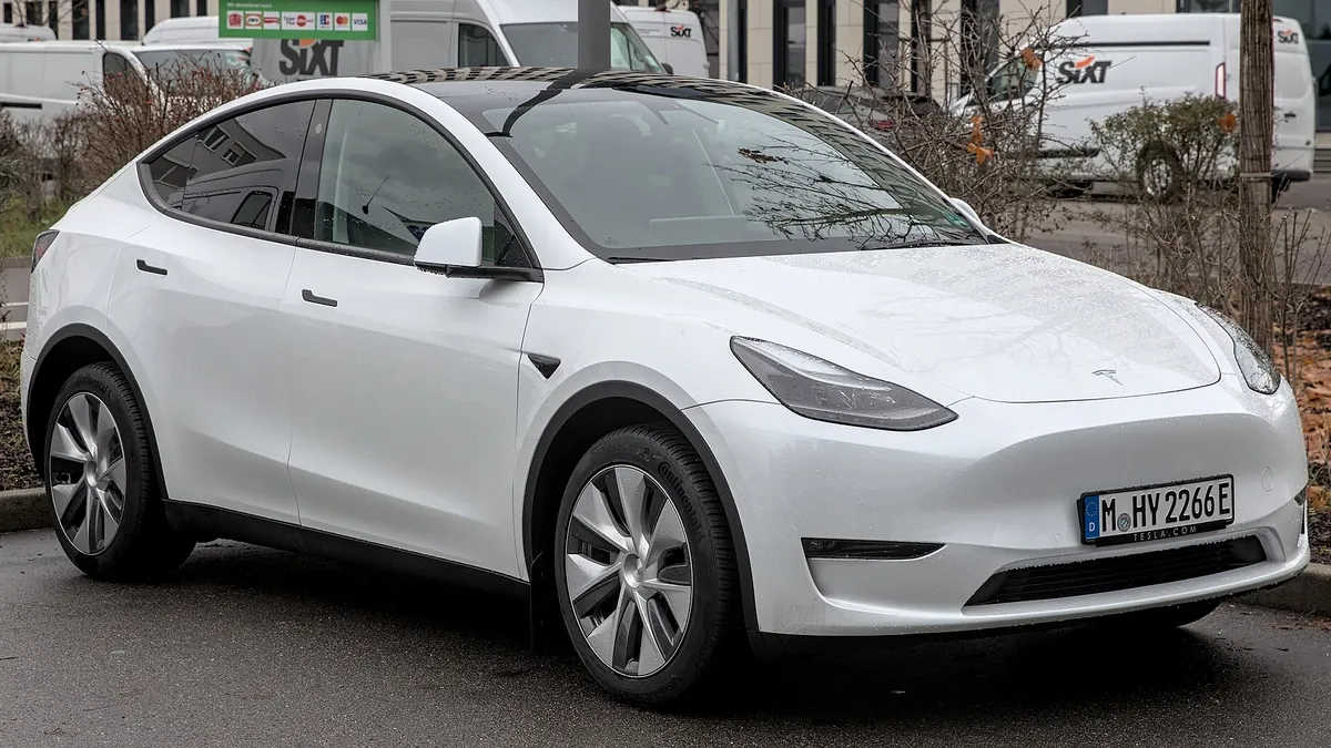 Символна снимка: автомобил Tesla Model Y в Щутгарт