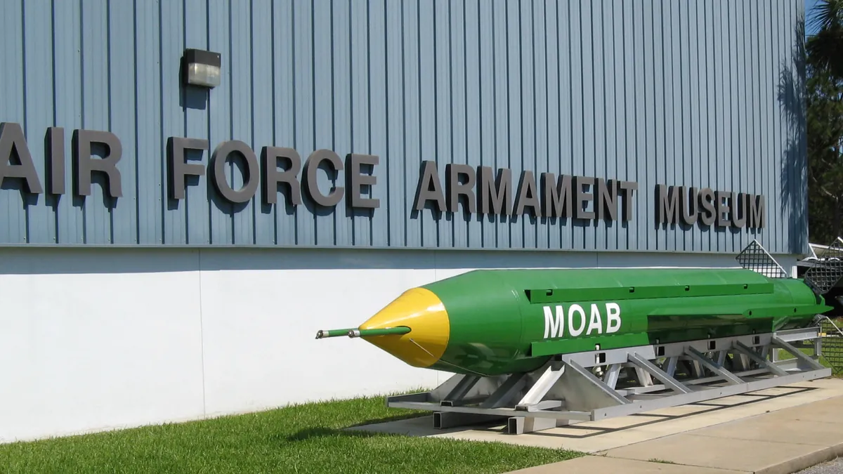 Archivbild: MOAB-Bombe im Air Force Armament Museum