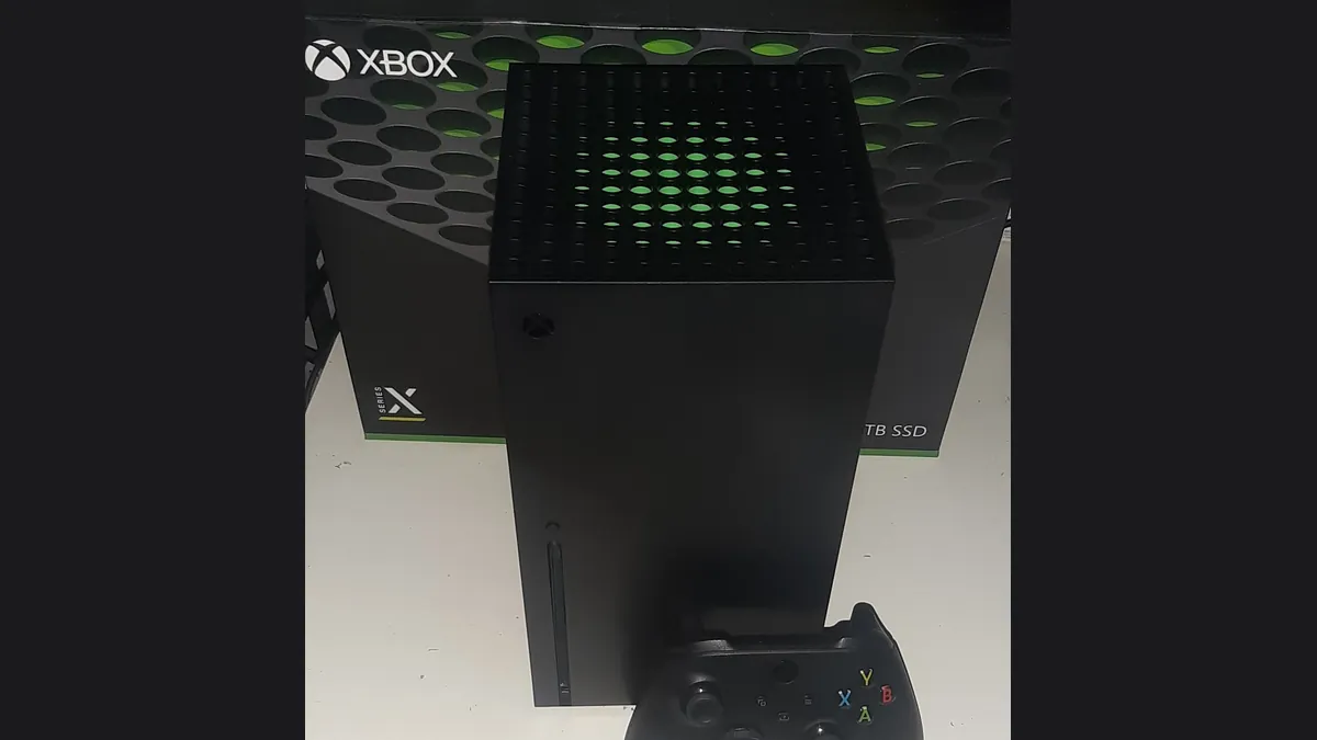 Символно изображение: Xbox Series X с контролер