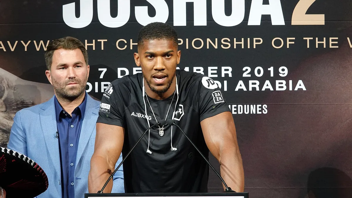 Anthony Joshua bei einer Pressekonferenz 2019 (Archivbild)