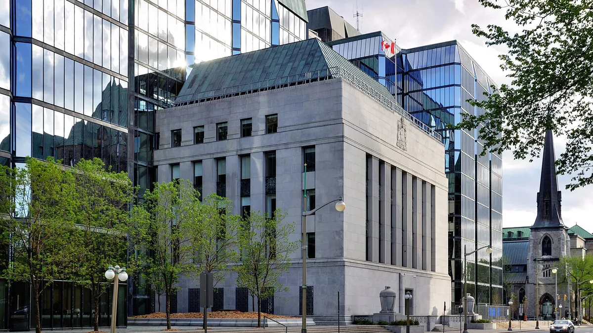 Сградата на Bank of Canada в Отава