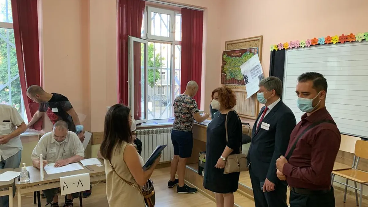 Symbolbild: Wahllokal in Sofia bei der Parlamentswahl am 11. Juli 2021