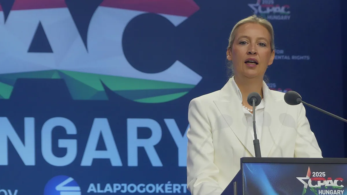Архивна снимка: Алис Вайдел (АзГ (AfD)) говори на CPAC Hungary 2025