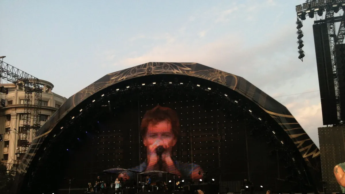 Archivbild: Jon Bon Jovi live in Bukarest 2011