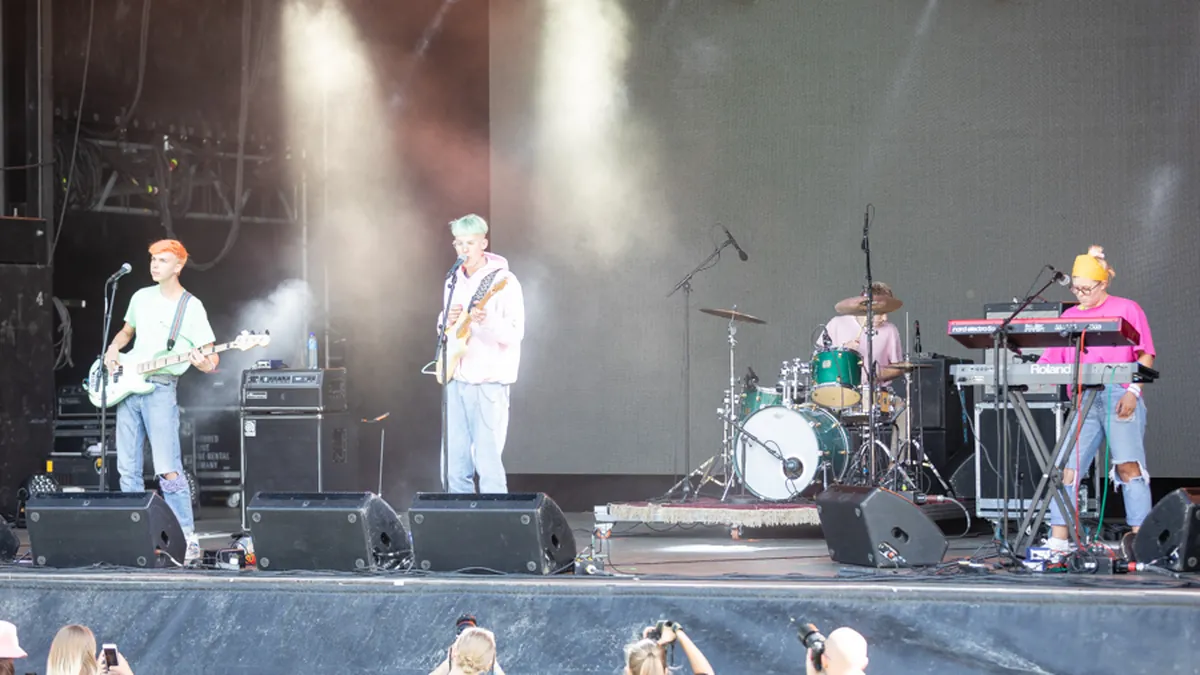 Archivbild: Gus Dapperton bei Piknik i Parken 2018