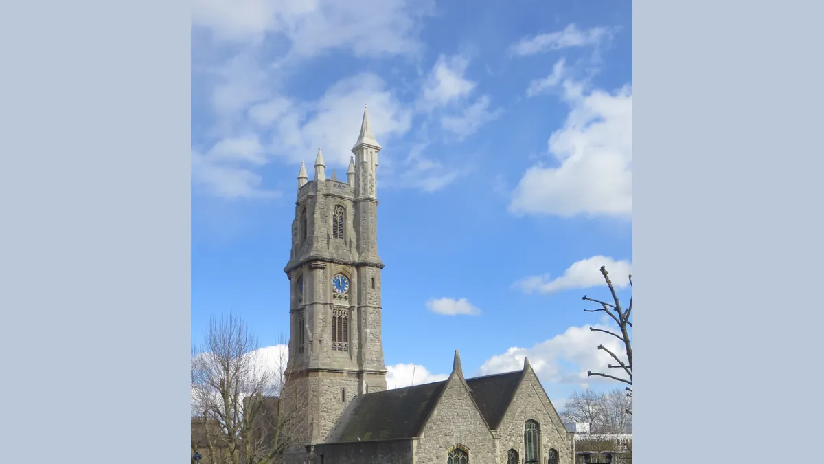 St Martin's Church in Gospel Oak, London – opposite the Cloud House (symbolic image)