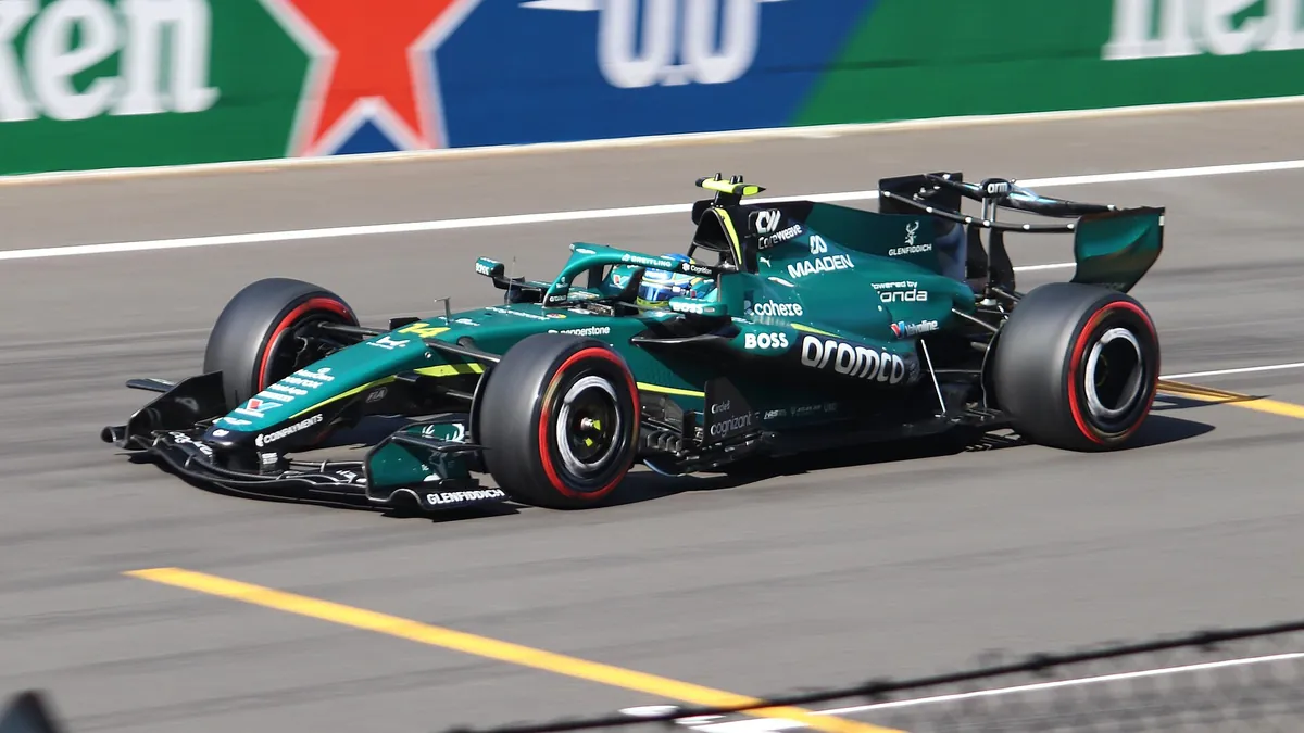 Fernando Alonso im Aston Martin beim Qualifying zum Großen Preis von China 2026 (Archivbild)