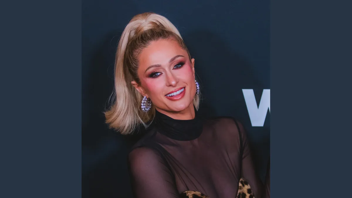 Парис Хилтън на наградите WWD Style Awards 2026 (архивна снимка)
