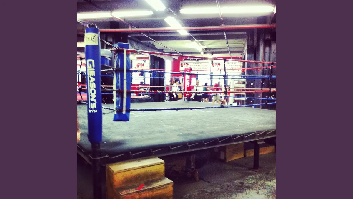 Боксов ринг в залата Gleason’s Gym в Ню Йорк (символична снимка)