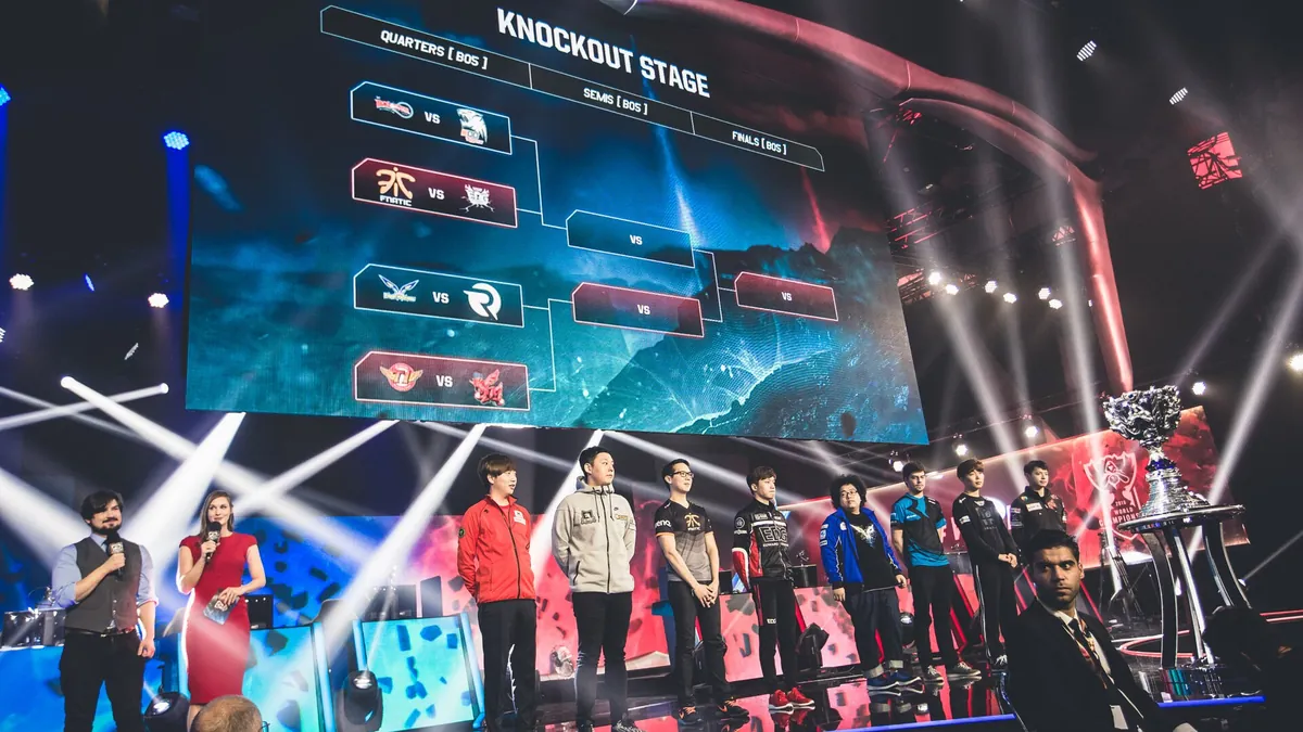 Архивна снимка: сцената на Световното първенство по League of Legends 2015 в Париж