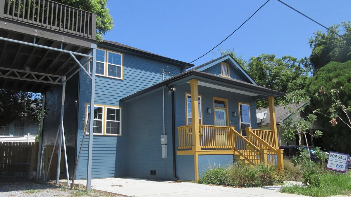 Symbolbild: Zum Verkauf stehendes Haus in New Orleans, USA