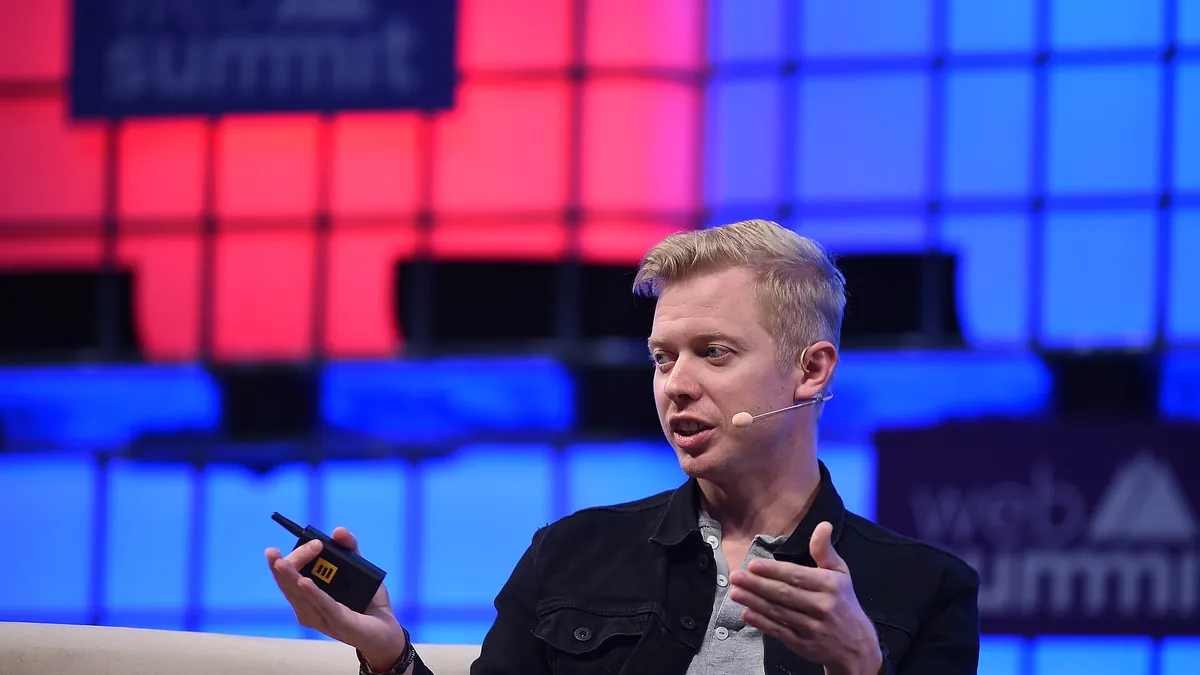 Archivbild: Reddit-Chef Steve Huffman beim Web Summit 2017 in Lissabon