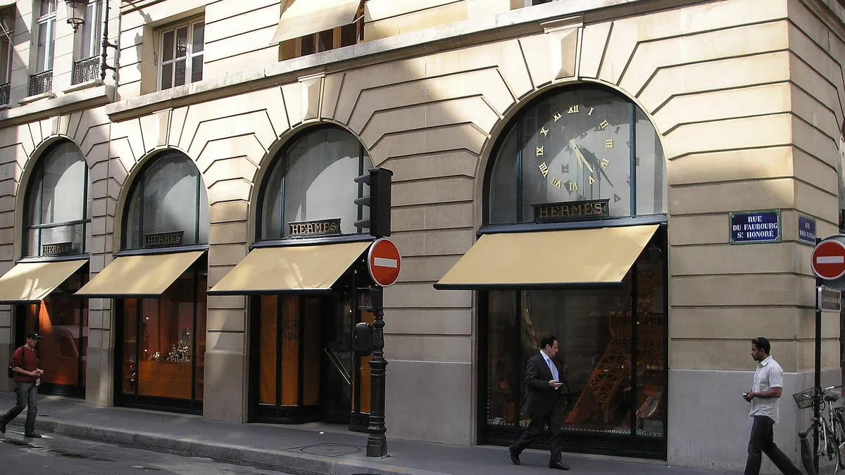 Архивна снимка: магазинът на Hermès на Rue du Faubourg Saint-Honoré в Париж
